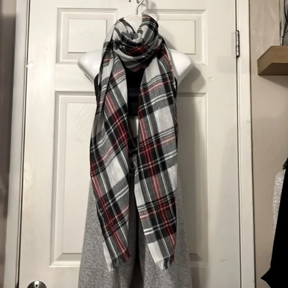 Naturally Knotty Red Black White & Blue Tartan Plaid Scarf Shawl Coverup